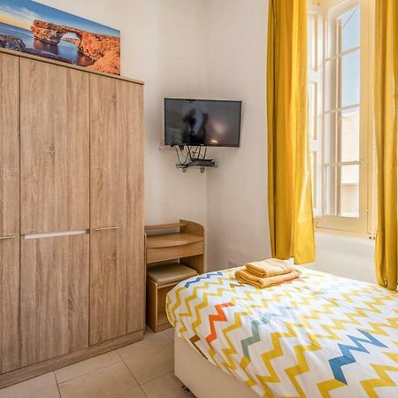 Hotel Traditional Maltese Townhouse Sliema Exterior foto
