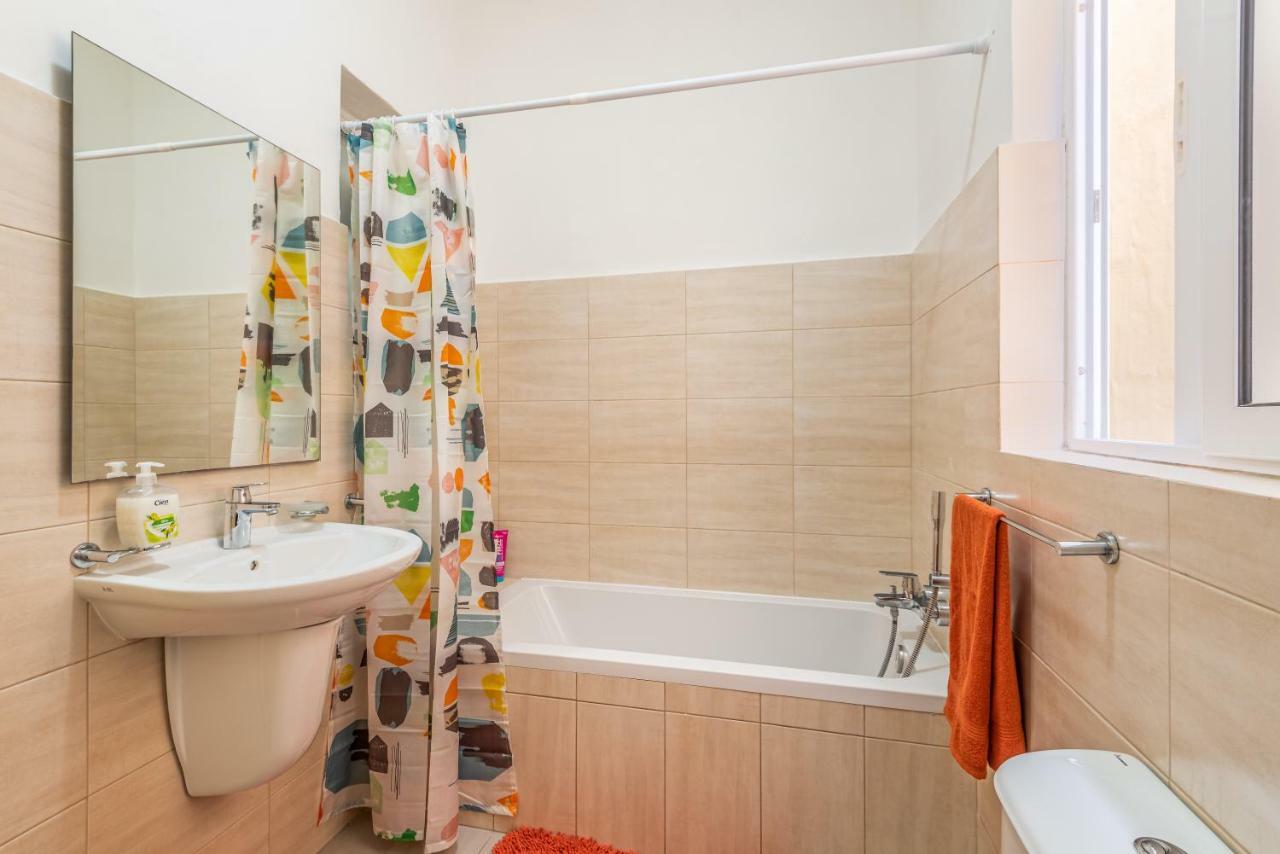 Hotel Traditional Maltese Townhouse Sliema Exterior foto